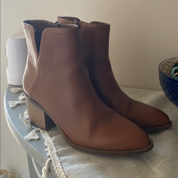 Size 5 Call it Spring Boots - Picture 2 of 4